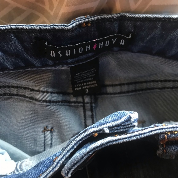 Khloe shorts - Picture 3 of 4